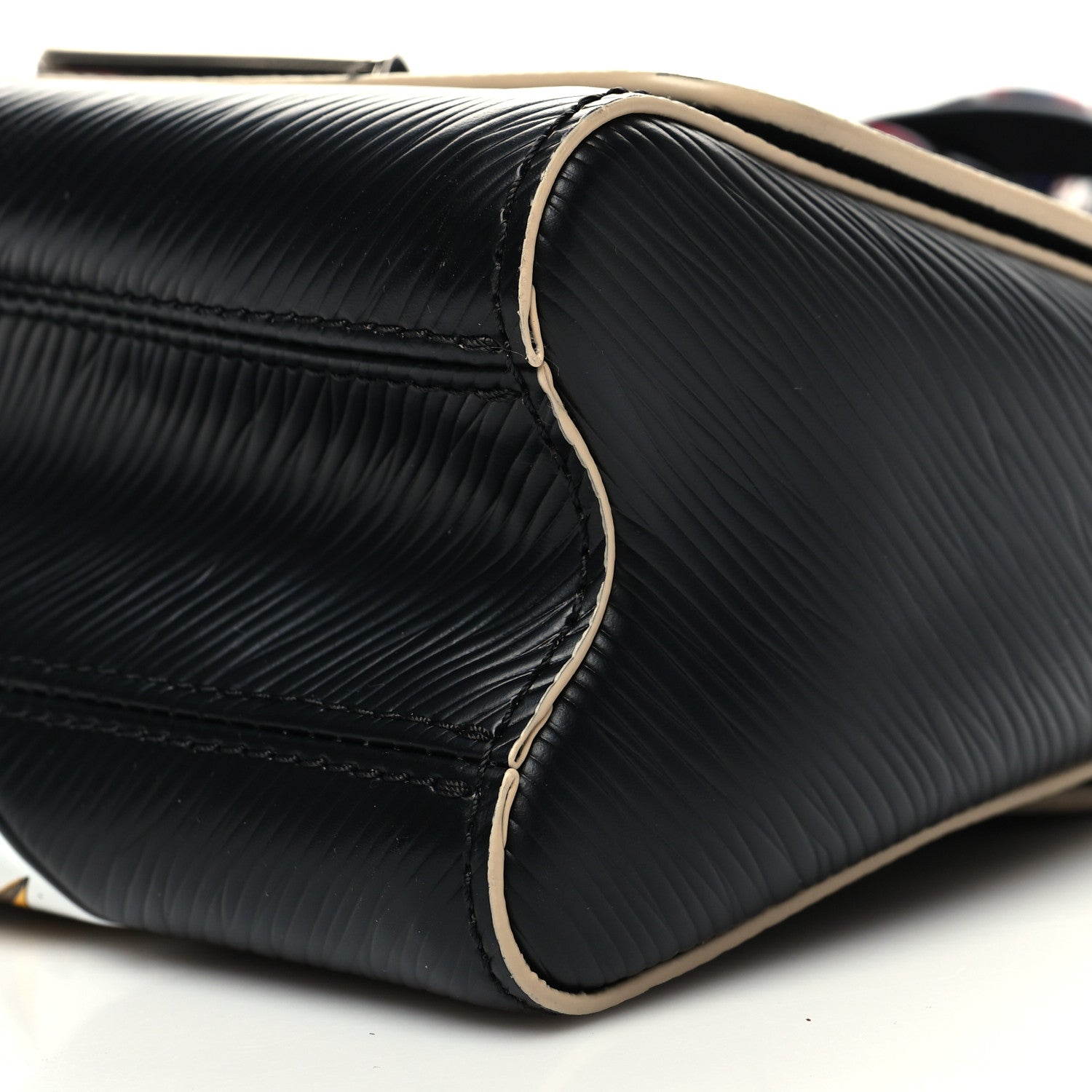 Louis Vuitton Epi World Tour Twist Shoulder Bag PM Black 10 of 10