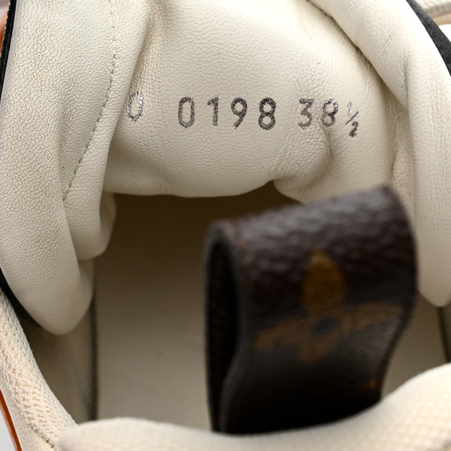 Louis Vuitton Calfskin Technical Nylon LV Archlight Sneaker 38.5 White Orange 9 of 12