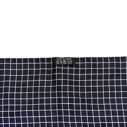 Hermes Silk Couvertures et Tenues de Jour a Carreaux Maxi Twilly Cut Vermillon Marine Ciel 3 of 4
