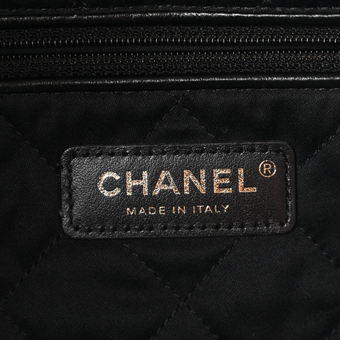 Shiny Calfskin Quilted Small Chanel 22 Black