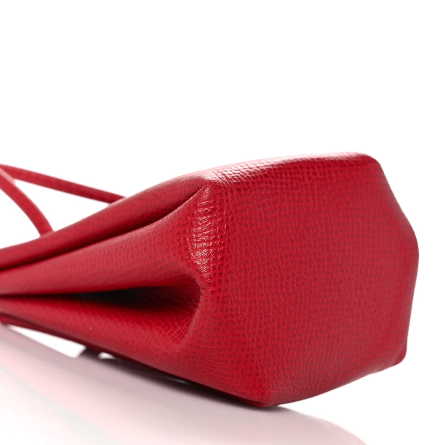 Courchevel Vespa Pouch Rouge Vif