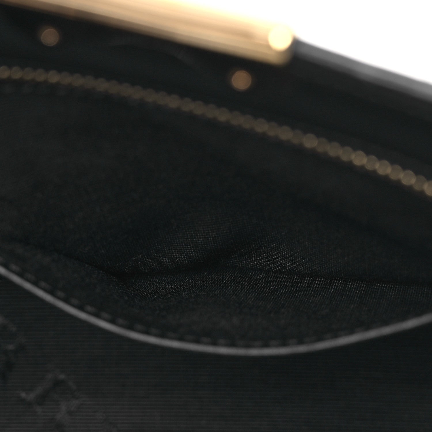Burberry Calfskin Small Clifton Bag Black 6 of 15