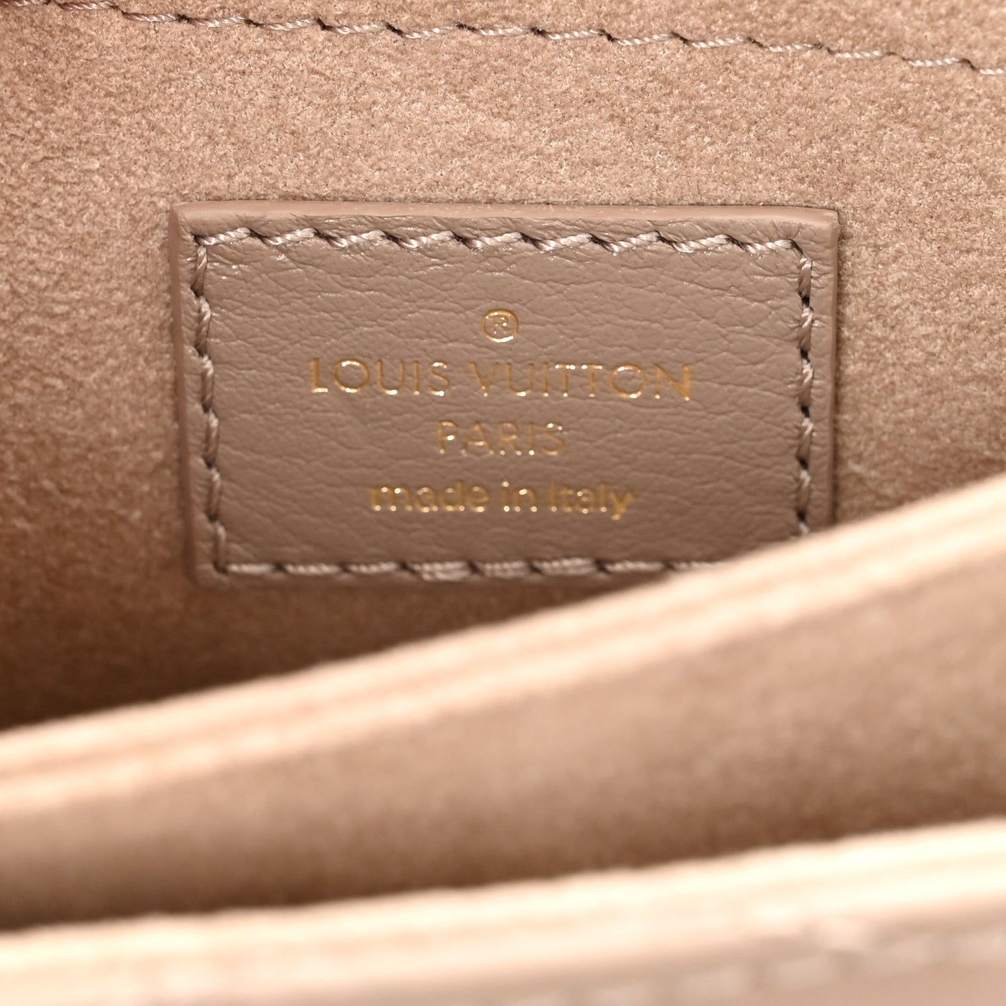 Calfskin New Wave Chain PM NM Taupe