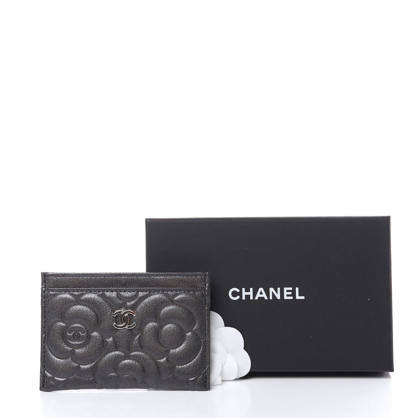 Goatskin Camellia Embossed Card Holder Grey