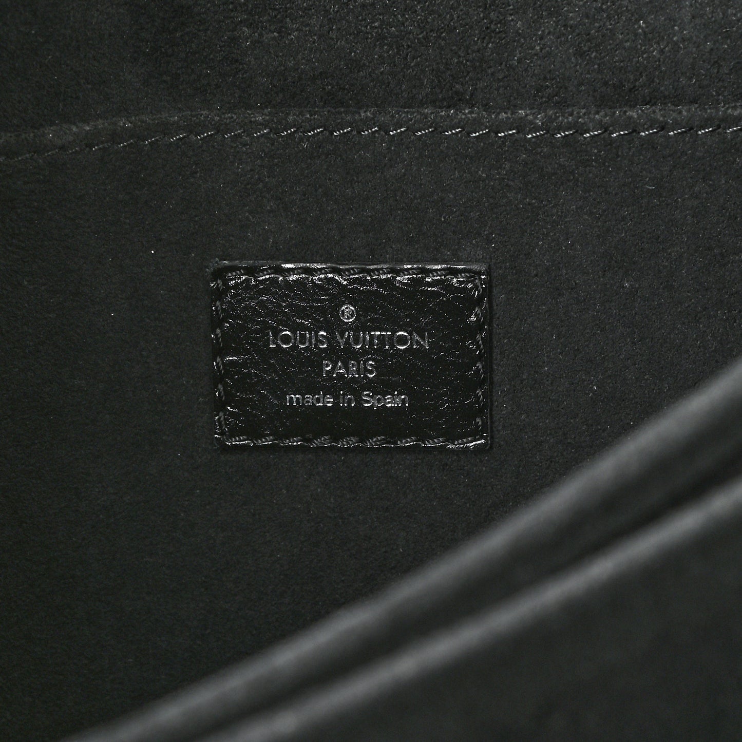 Reverse Monogram Giant Dauphine MM