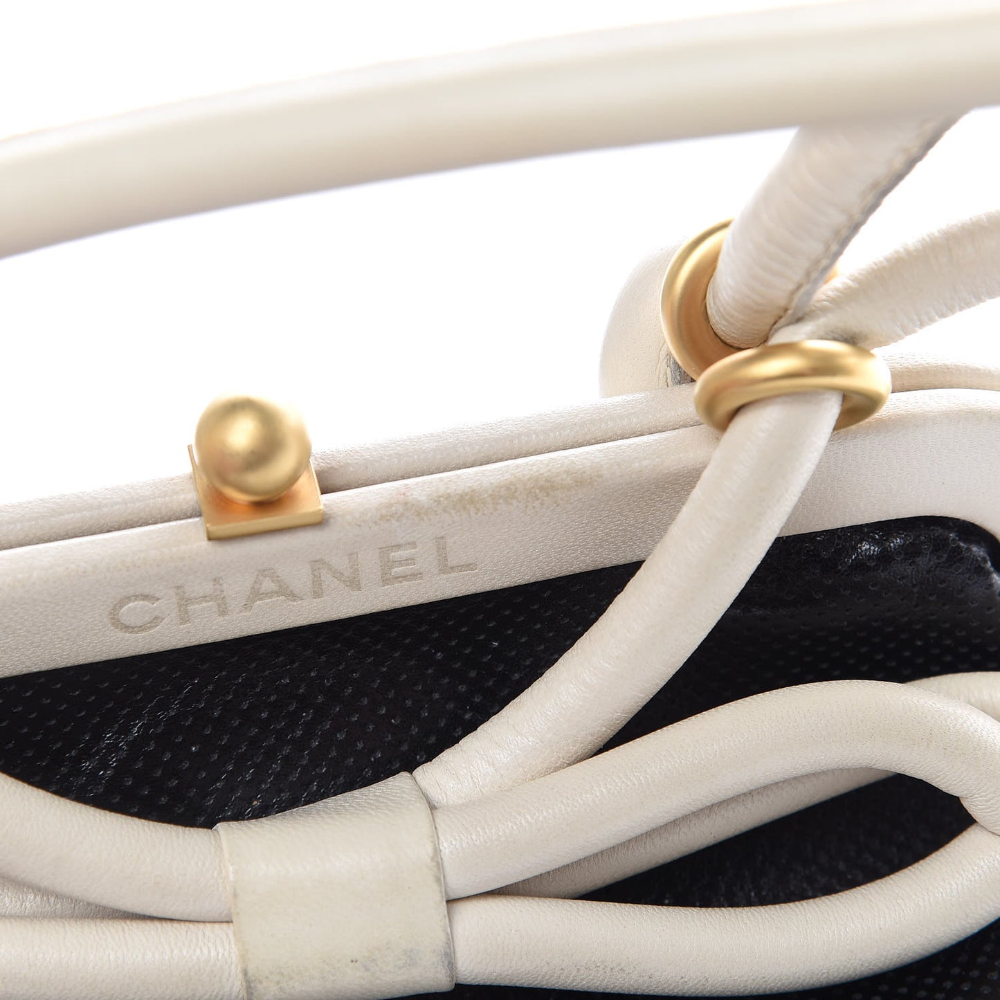 Perforated Lambskin Kiss Lock Black White
