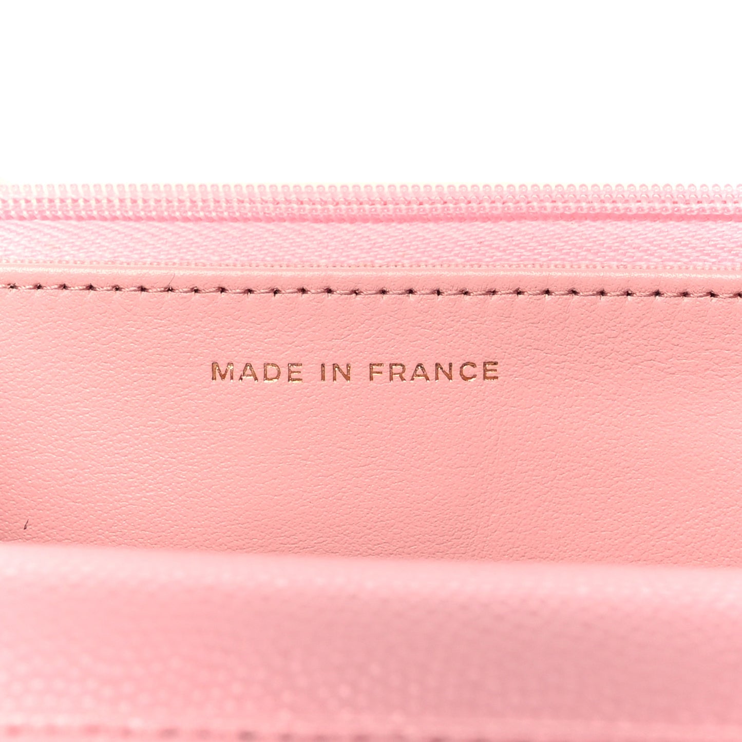 Caviar Quilted Wallet on Chain WOC Light Pink