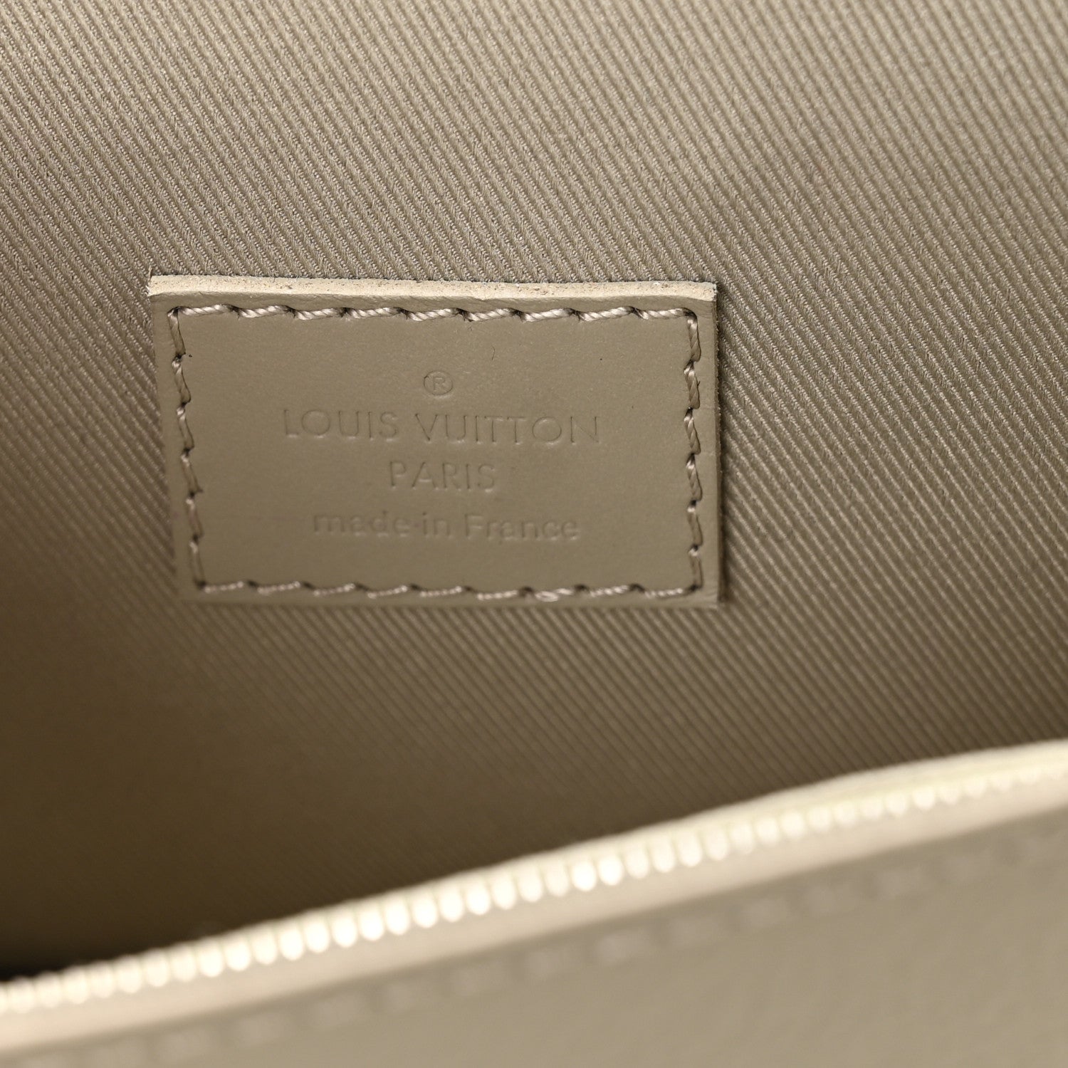 Louis Vuitton Calfskin Aerogram Fastline Wearable Wallet Sage 7 of 12