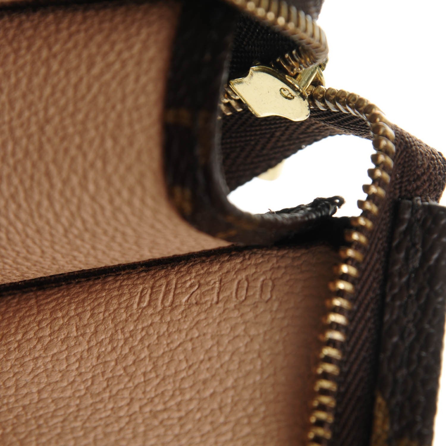 Louis Vuitton Monogram Toiletry Pouch 19 7 of 7