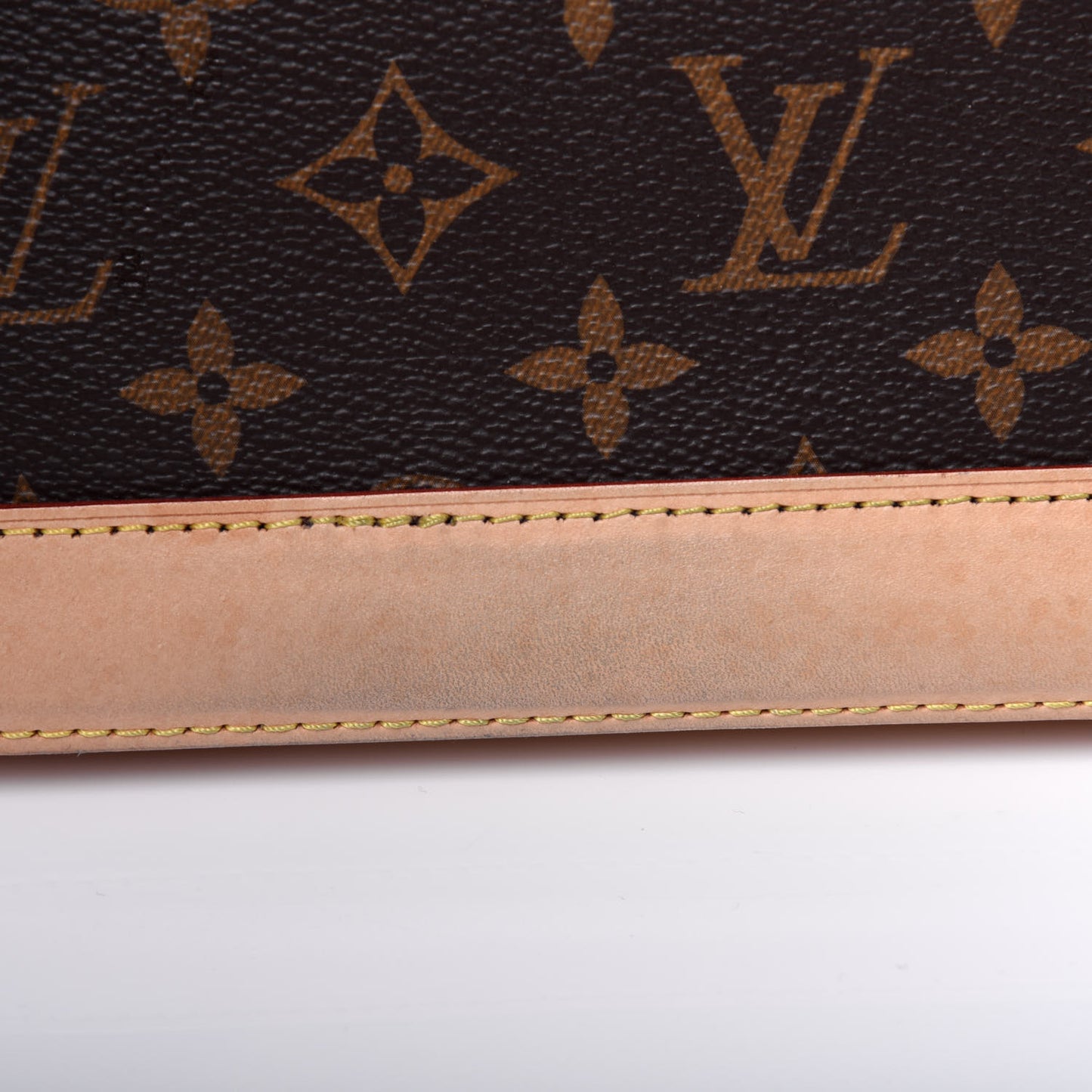 Monogram Alma BB