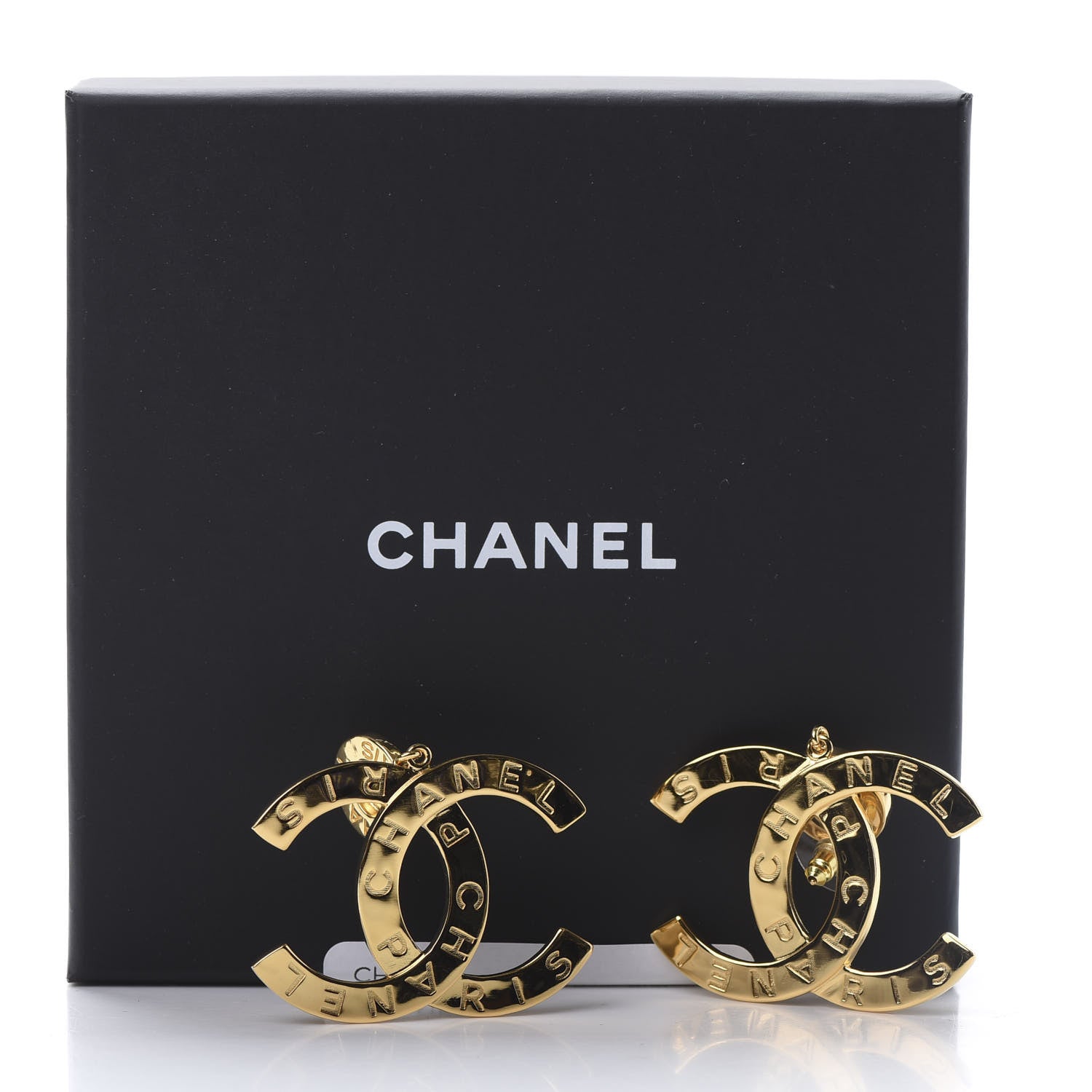 Chanel Metal Large Paris Button Earrings Gold 5 of 5