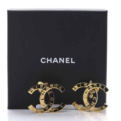 Chanel Metal Large Paris Button Earrings Gold 5 of 5