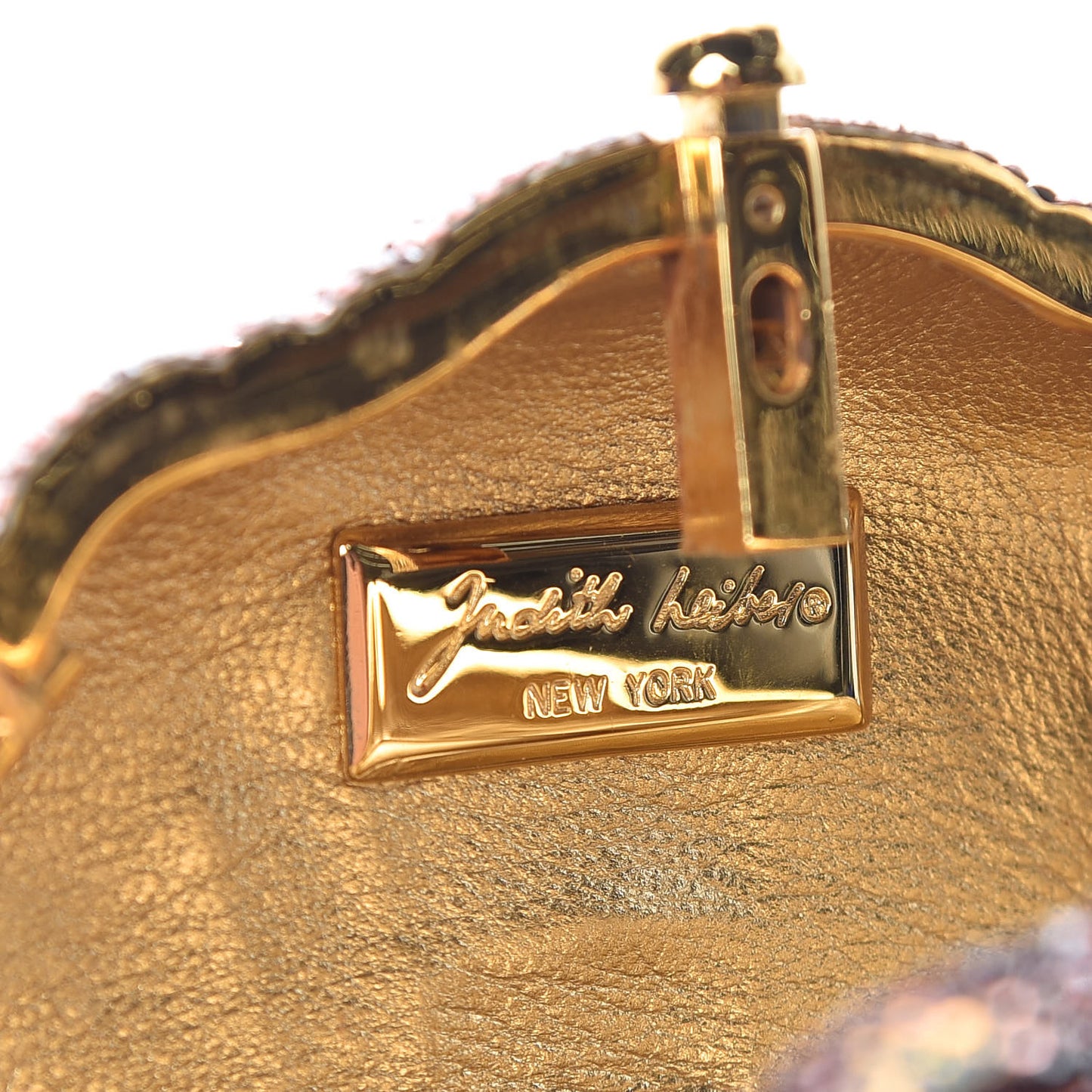 Crystal Seashell Minaudiere Chain Clutch Multicolor
