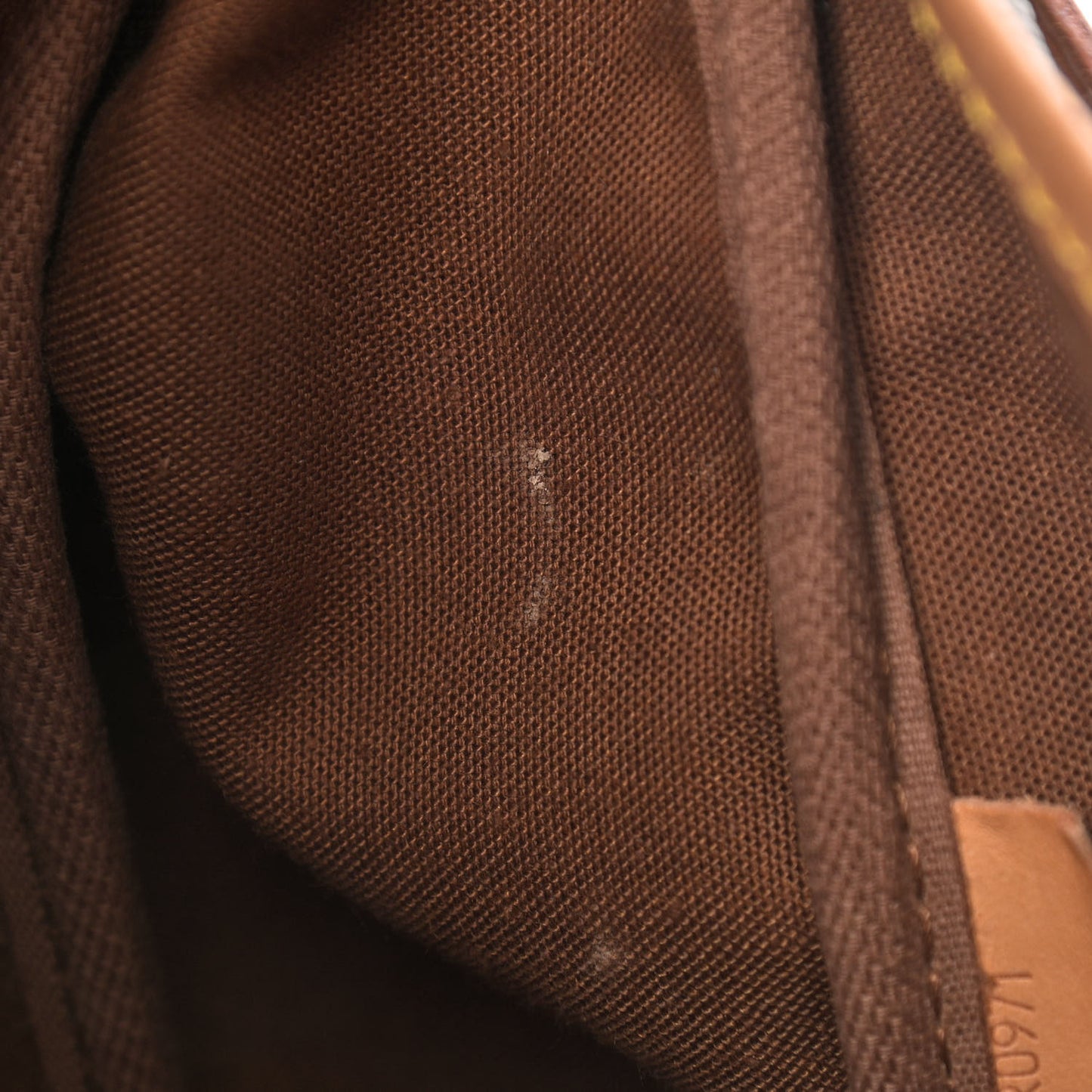 Monogram Saumur 35