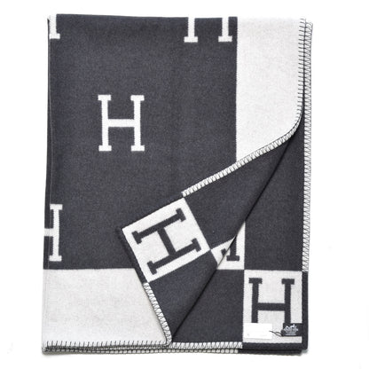 Hermes Wool Cashmere Avalon Blanket Ecru Gris Fonce 3 of 5