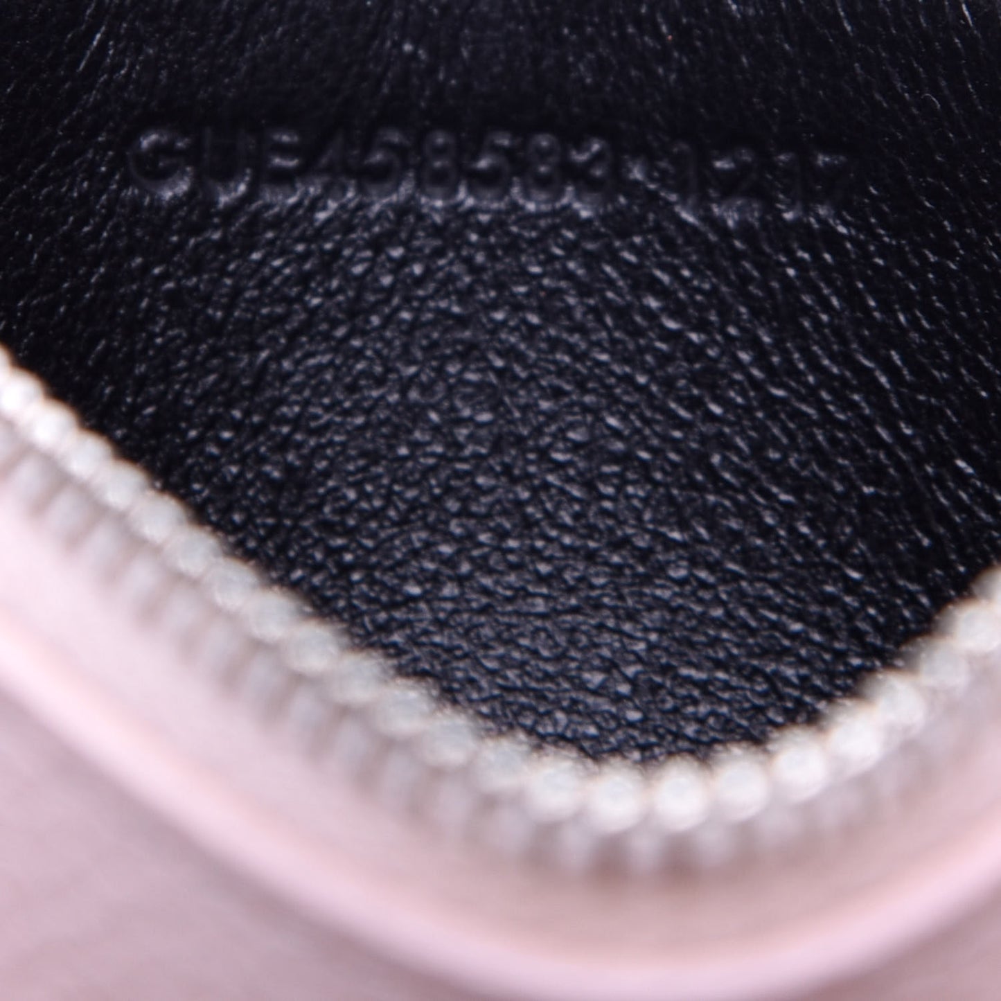 Grained Calfskin 5 Fragments Zip Pouch Card Holder Pale Pink