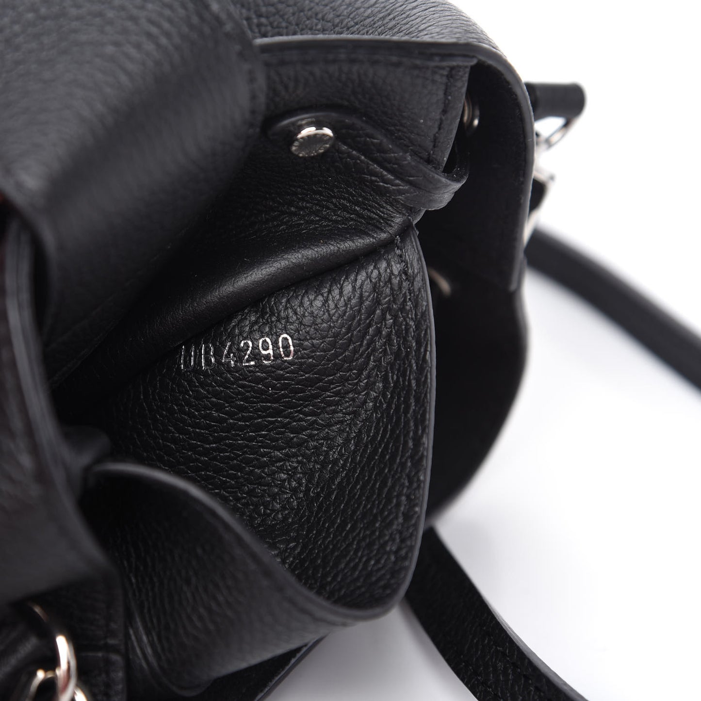 Calfskin Nano Lockme Bucket Black