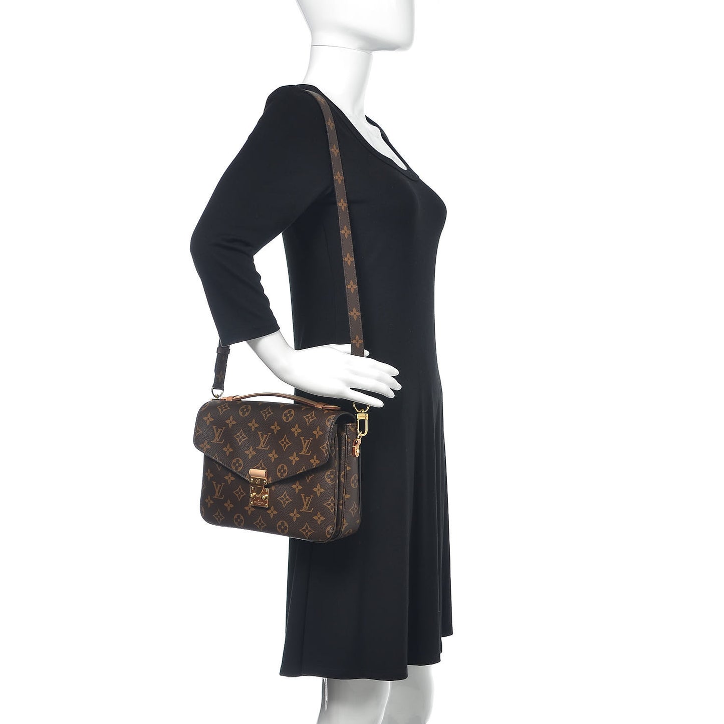 Monogram Pochette Metis