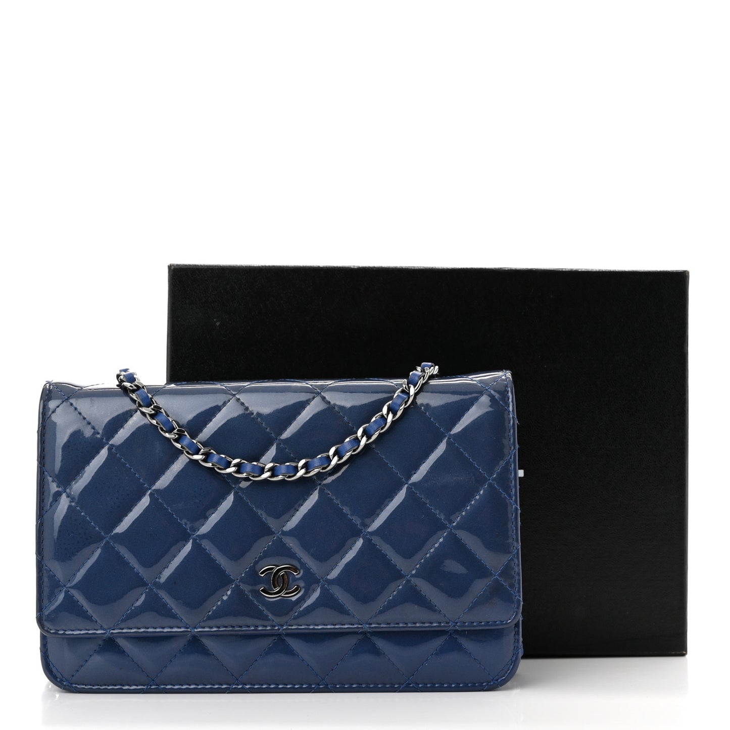 Patent Quilted Wallet On Chain WOC Blue