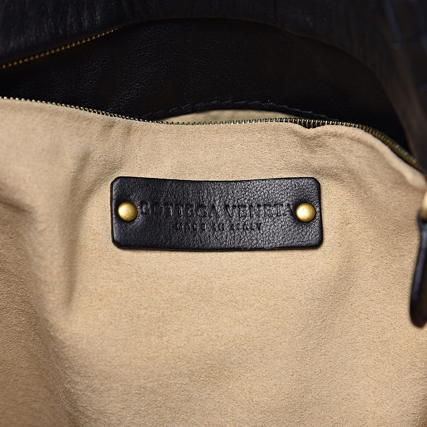 Nappa Intrecciato Medium Seamless Tote Black