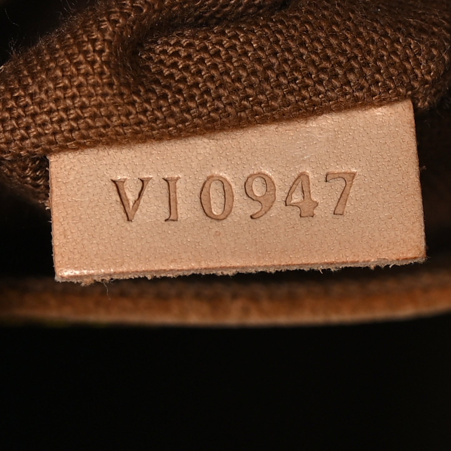 Monogram Alma MM