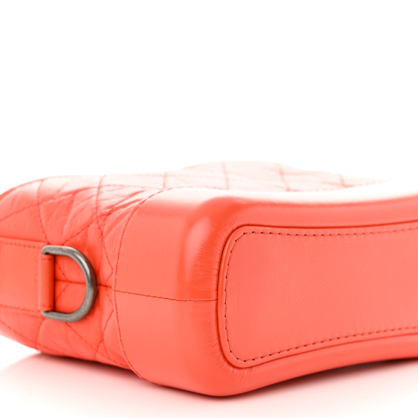 Aged Calfskin Quilted Small Gabrielle Hobo Red