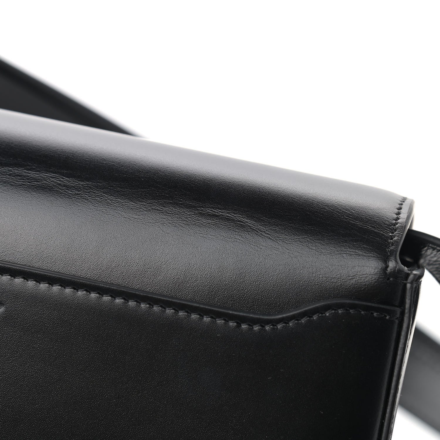 Givenchy Box Calfskin Medium 4G Shoulder Bag Black 7 of 11