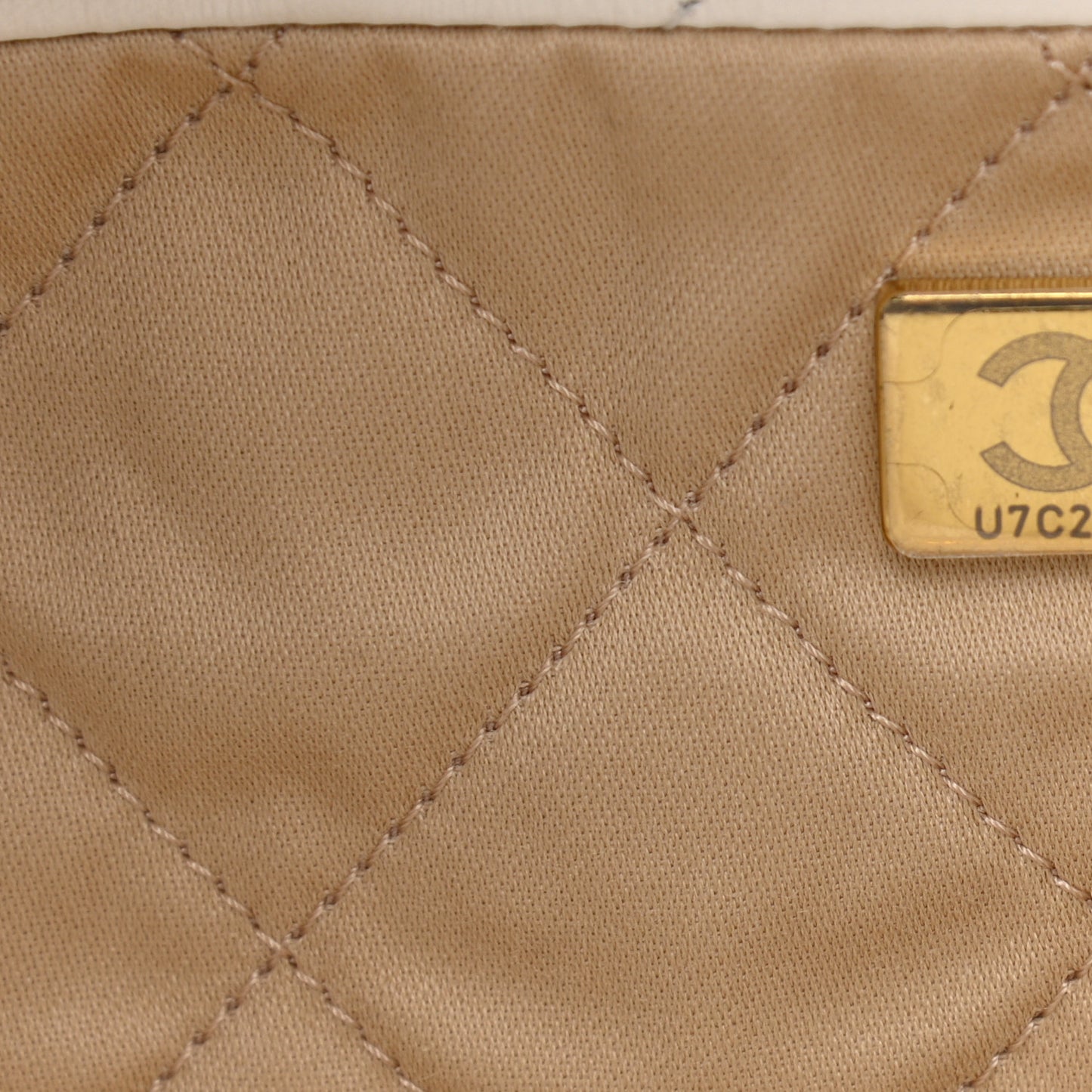 Shiny Calfskin Quilted Large Chanel 22 White