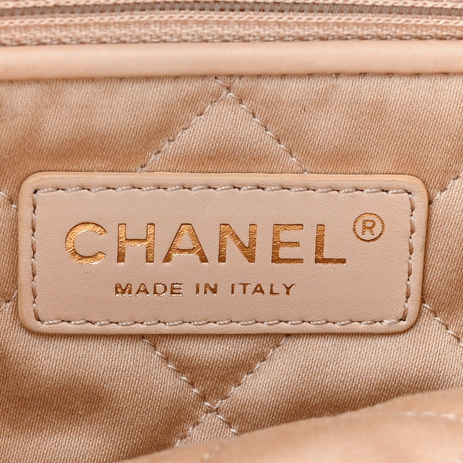Chanel Shiny Calfskin Quilted Small Chanel 22 White 6 of 11