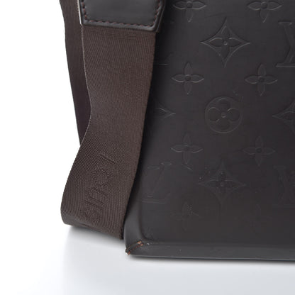 Louis Vuitton Monogram Glace Bobby Cafe 11 of 14