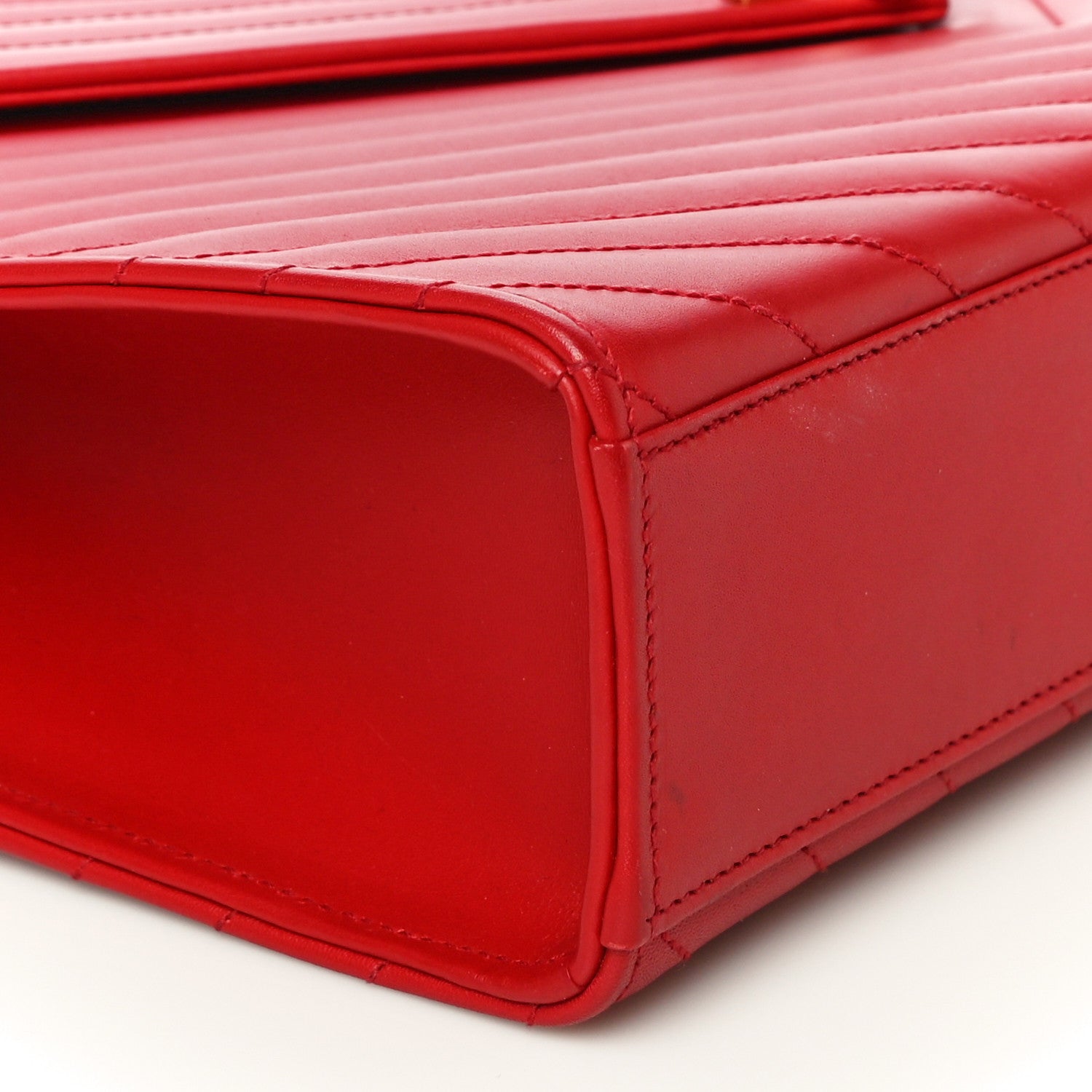Saint Laurent Smooth Calfskin Matelasse Chevron Large Monogram Satchel Red 8 of 12