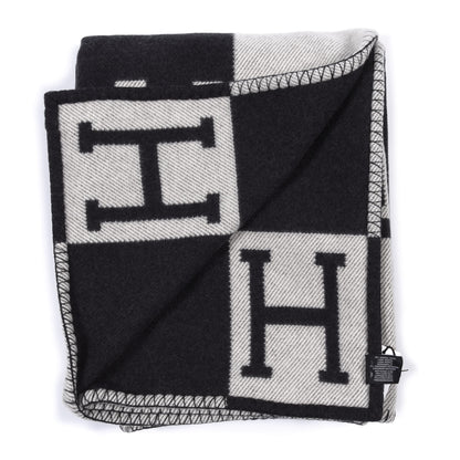 Hermes Wool Cashmere Avalon Blanket Ecru Gris Fonce 2 of 3