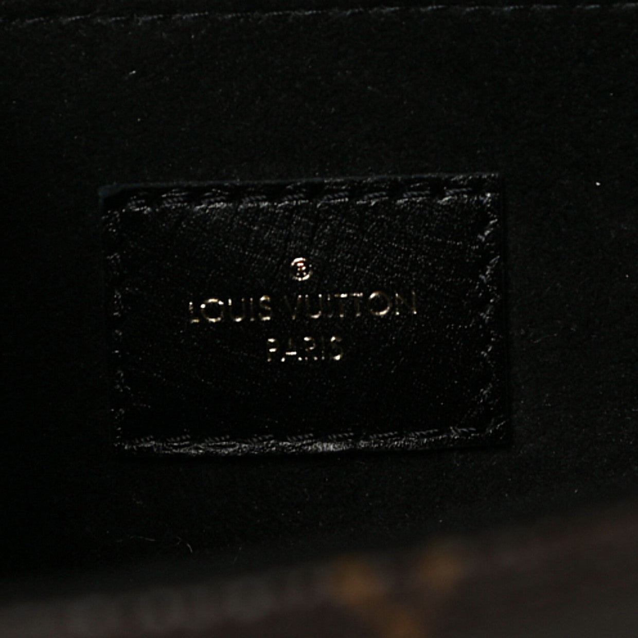 Reverse Monogram Pochette Metis