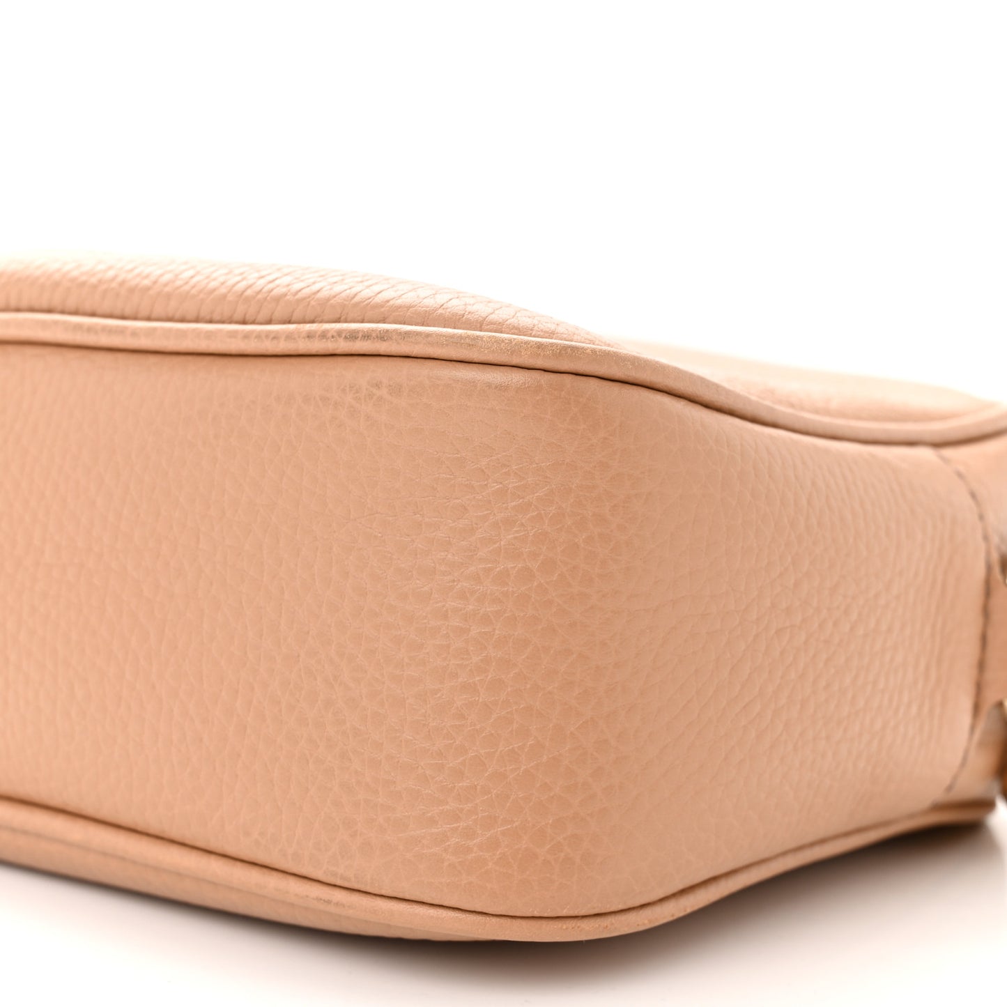 Pebbled Calfskin Small Soho Disco Bag Camelia