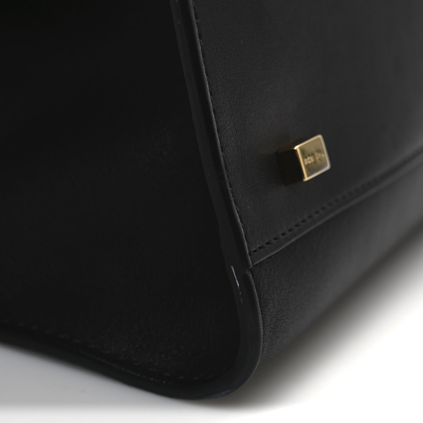 Polished Saddle Calfskin Soft Margaux 10 Bag Black