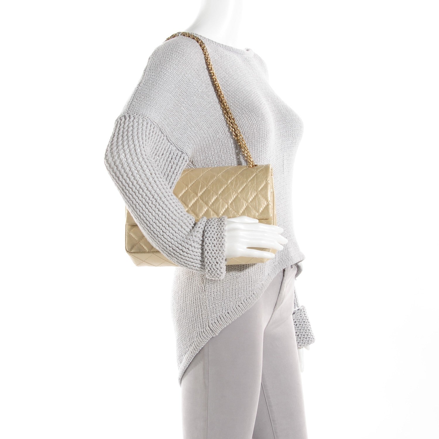 Chanel Metallic Aged Calfskin Quilted 2.55 Reissue 226 Flap Light Gold 2 of 8