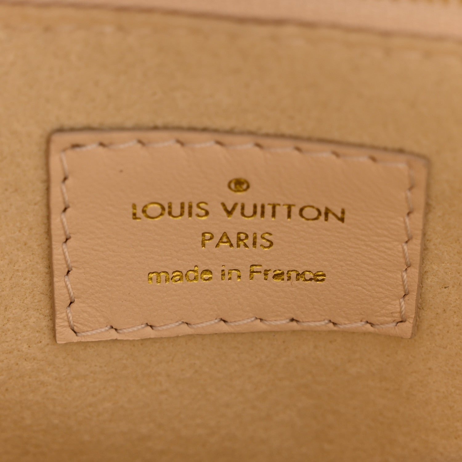 Louis Vuitton Grained Calfskin Monogram Double V Creme 6 of 14