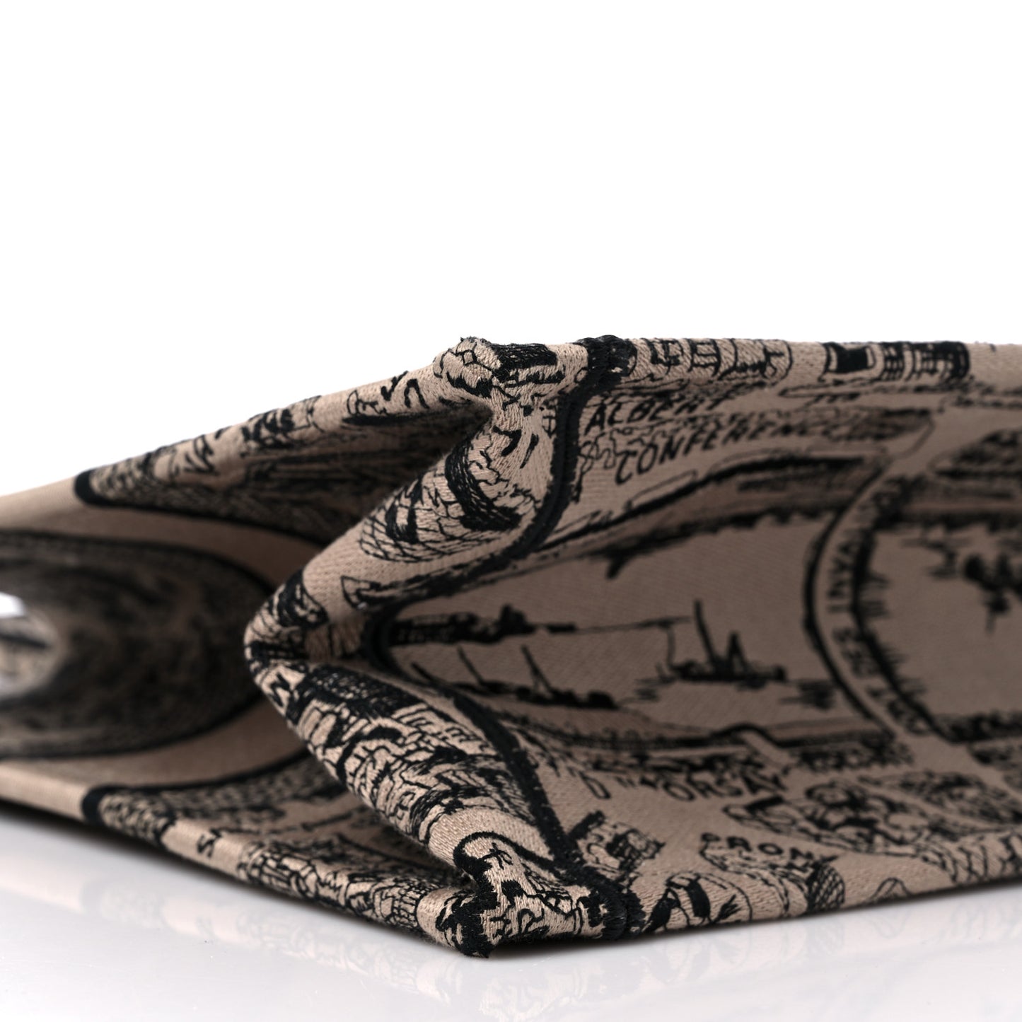 Canvas Embroidered Medium Plan De Paris Book Tote Beige Multi