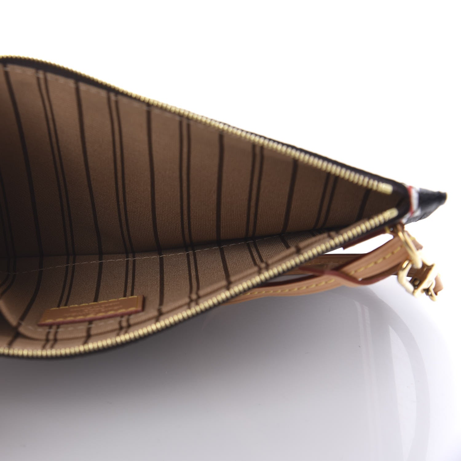 Louis Vuitton Monogram Game On Neverfull MM Pochette 5 of 10