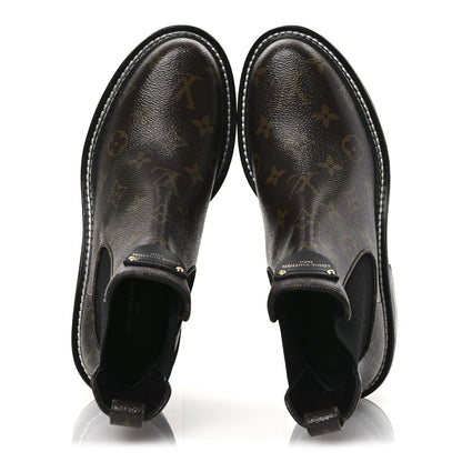 Louis Vuitton Patent Monogram LV Beaubourg Ankle Boots 37.5 Black 2 of 10