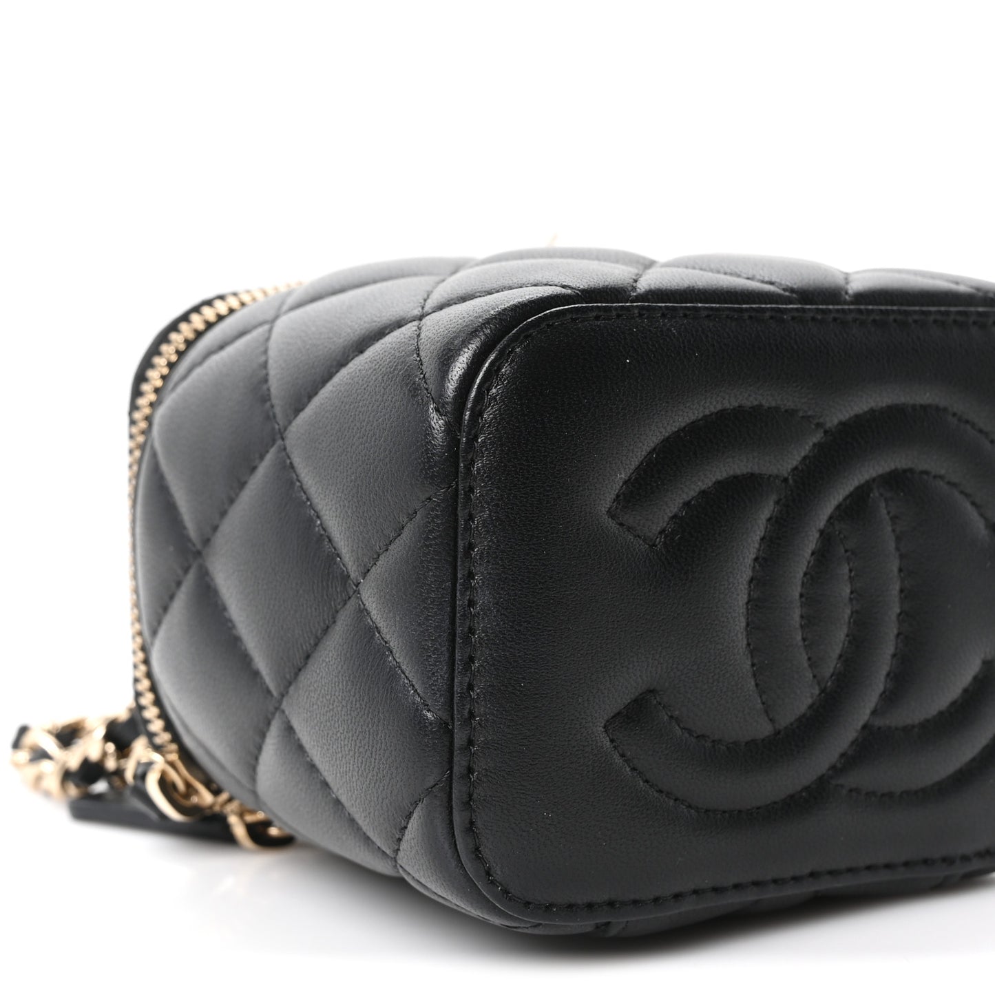 Lambskin Quilted Mini Enamel CC Pearl Crush Vanity Case With Chain  Black