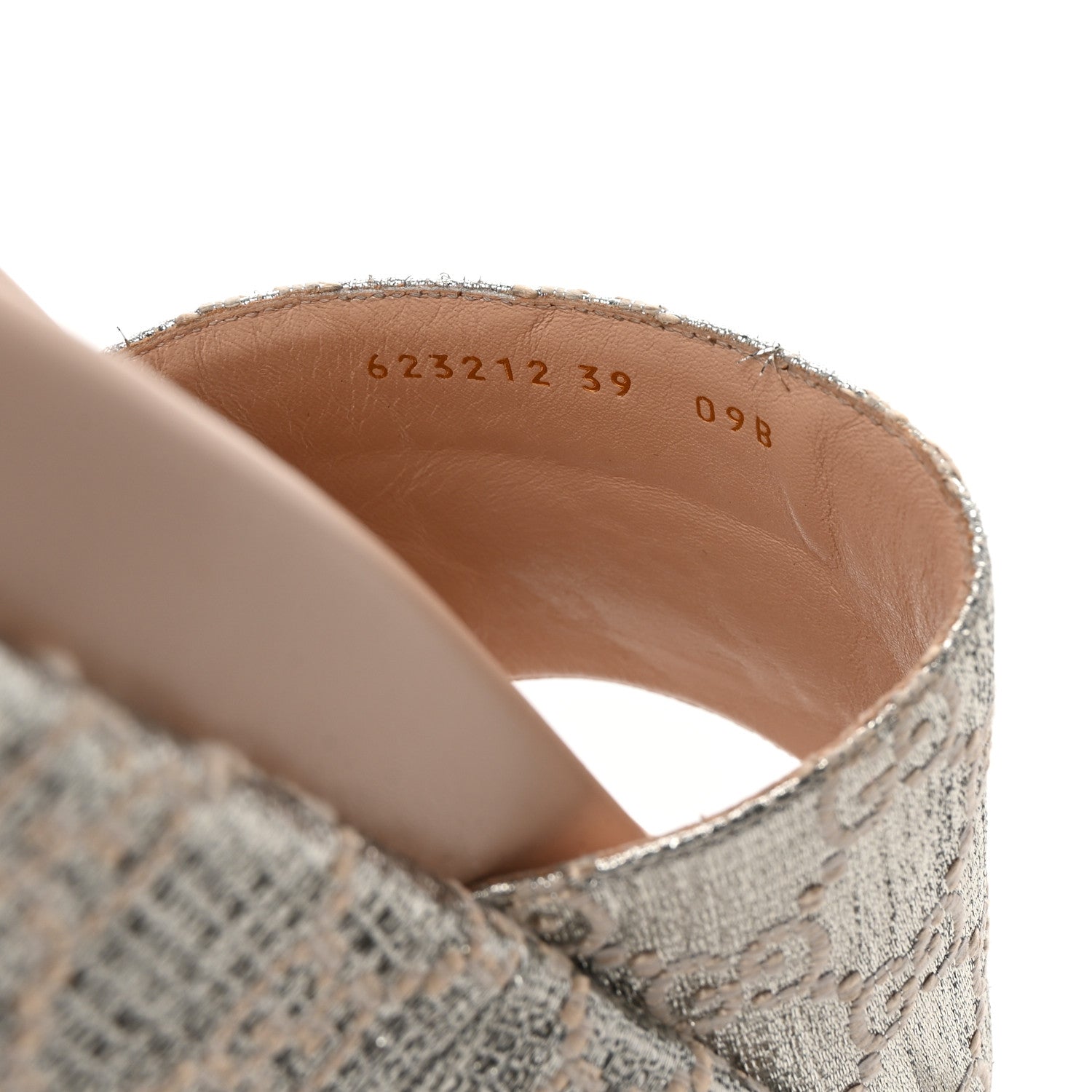 Gucci Lame Heritage GG Monogram Angelina Platform 55mm Slide Sandals 39 Silver Beige 9 of 10