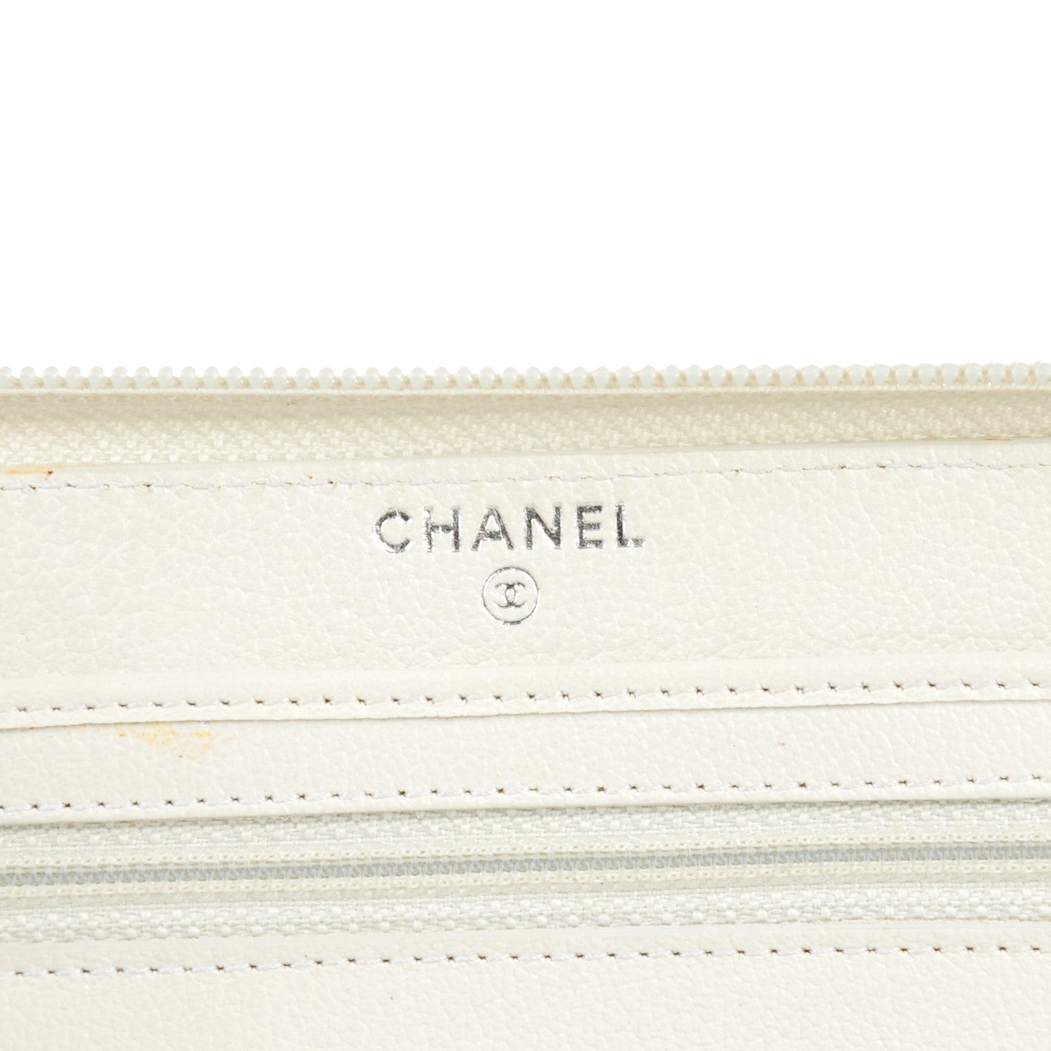 Chanel Goatskin Camellia Embossed Zip Around Wallet White 6 of 9