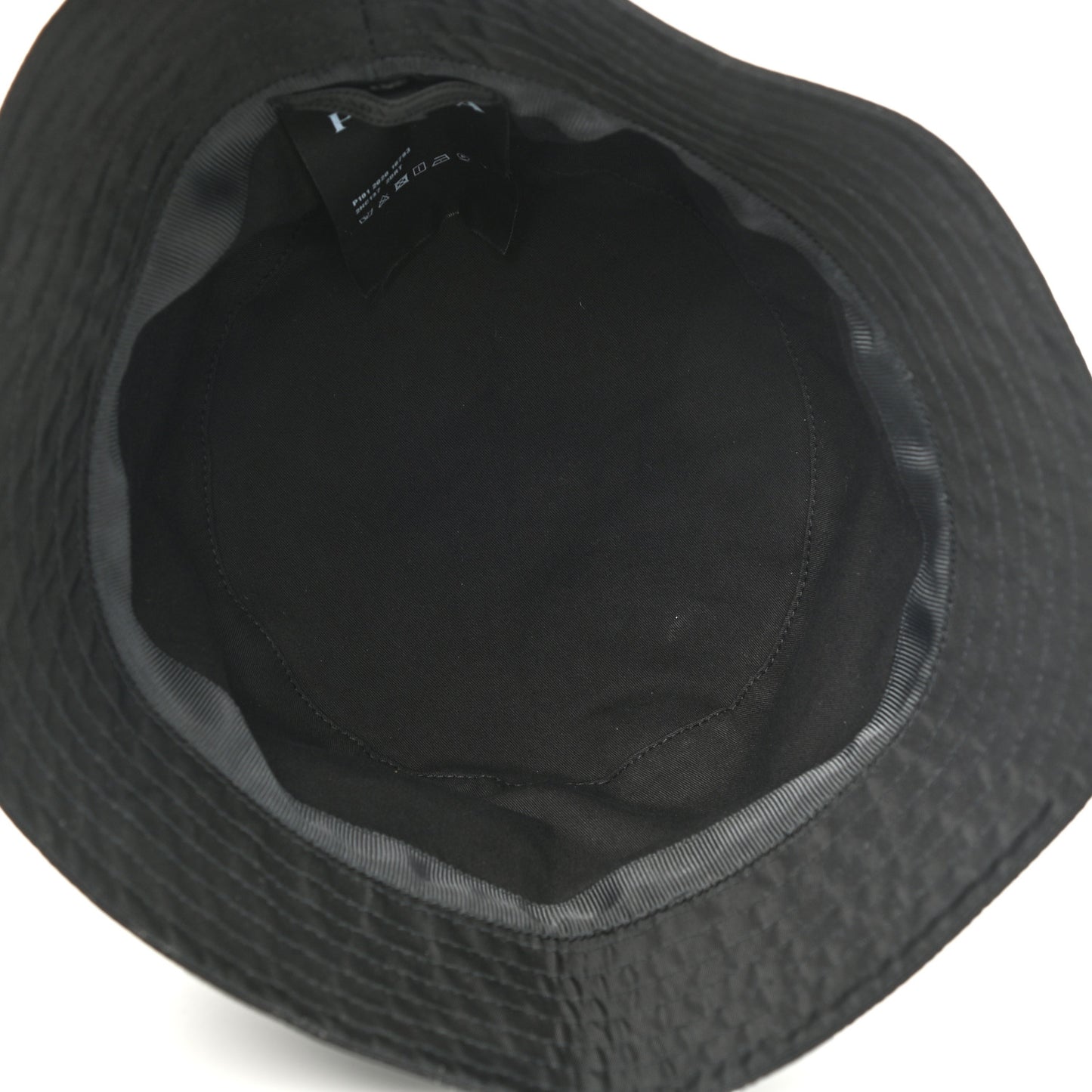 Re-Nylon Rubber Logo Mens Bucket Hat S Black