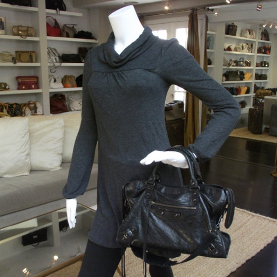 City RH 2010 Black