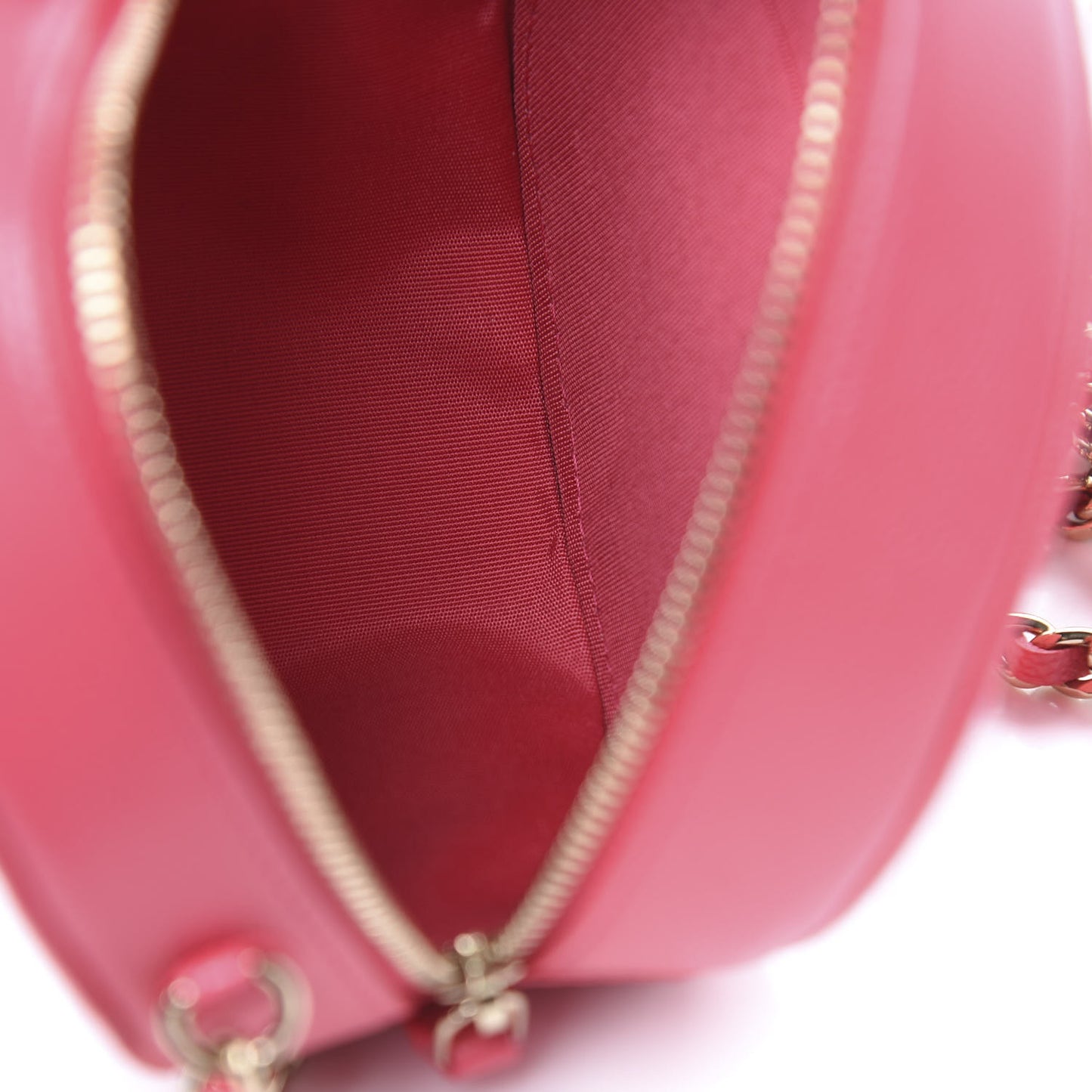 Caviar Quilted French New Wave Round Clutch With Chain Pink