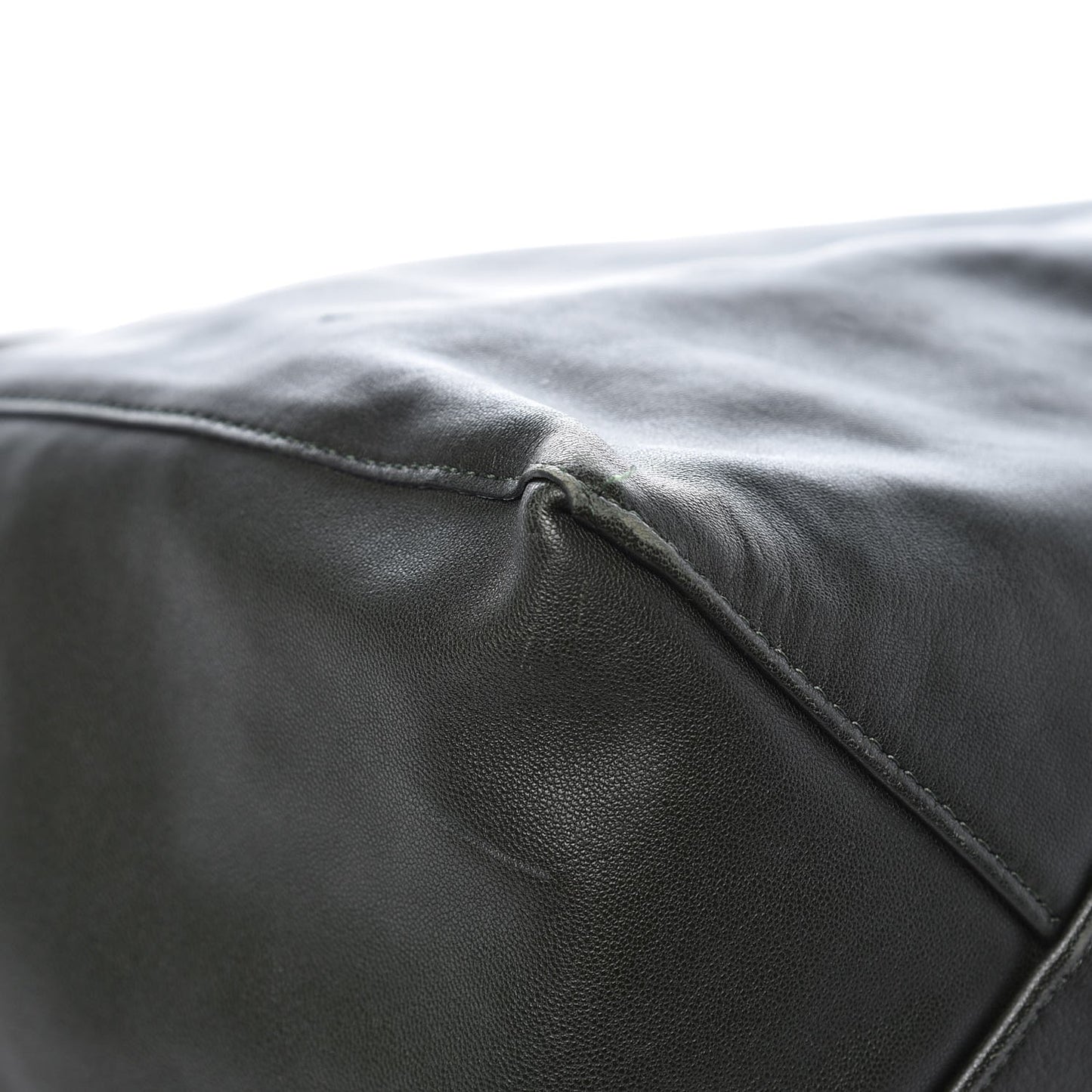 Grainy Calfskin House Check Medium Banner Tote Black