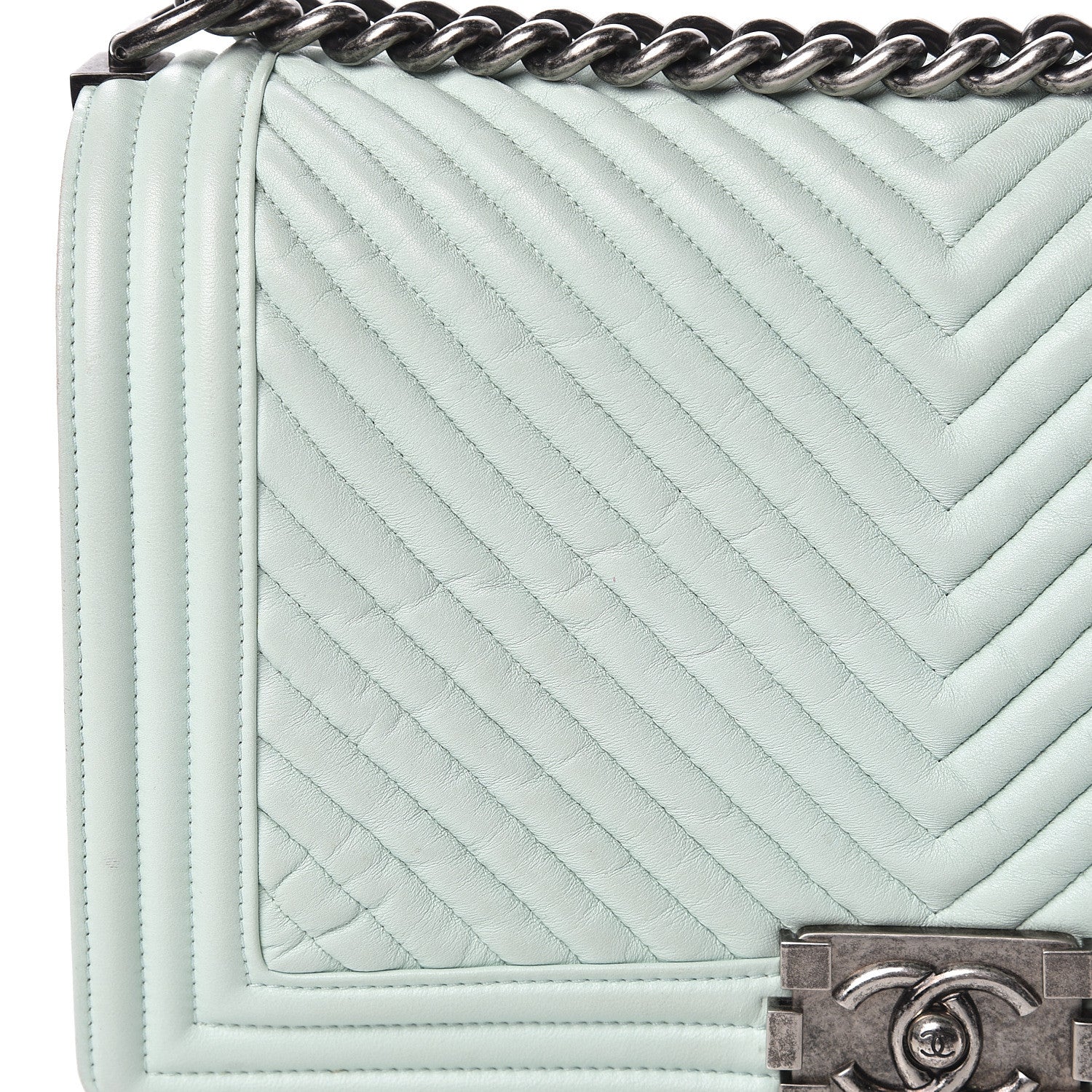 Chanel Wrinkled Lambskin Chevron Quilted New Medium Boy Flap Light Green 11 of 17