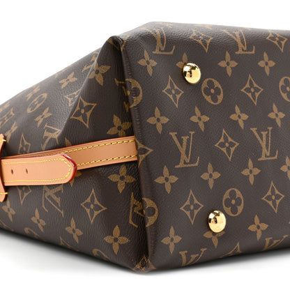 Louis Vuitton Monogram Carryall MM 10 of 10