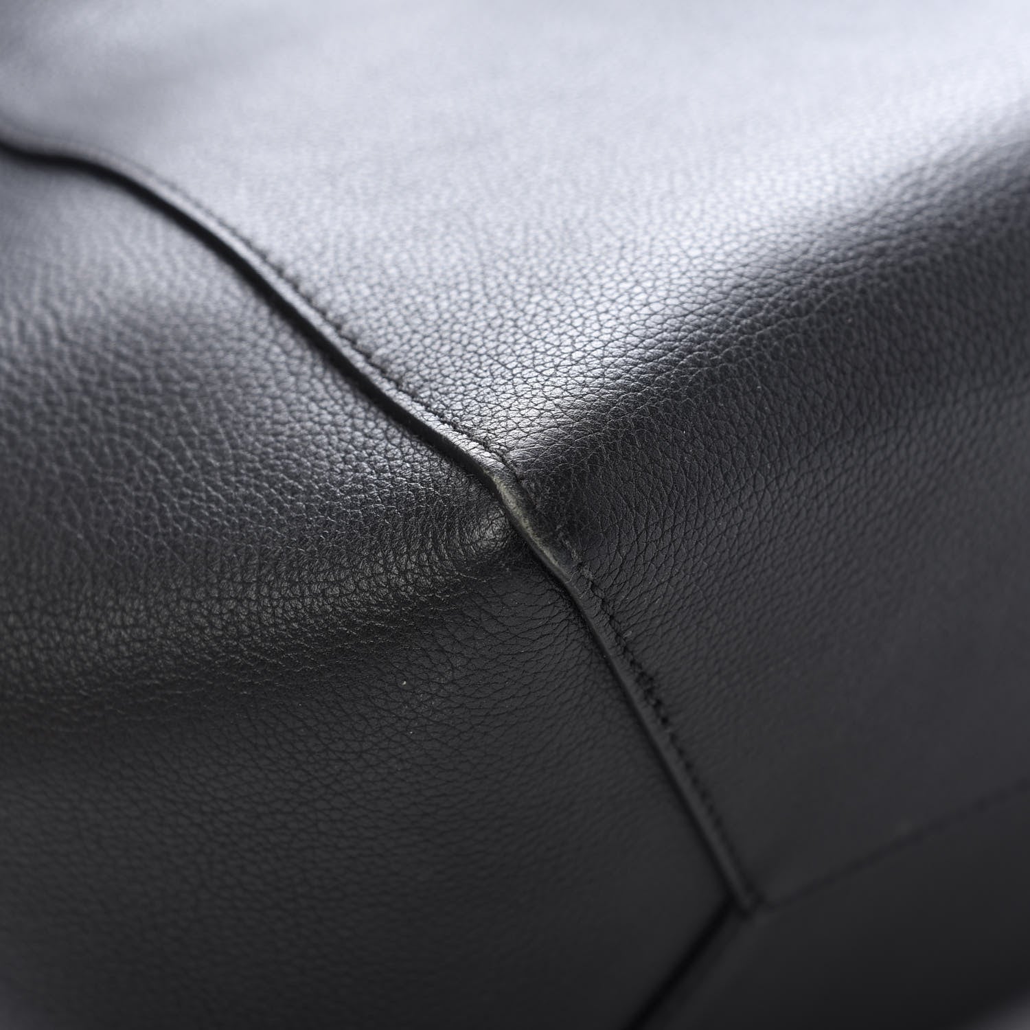 Louis Vuitton Calfskin Lockme Cabas Black 7 of 17